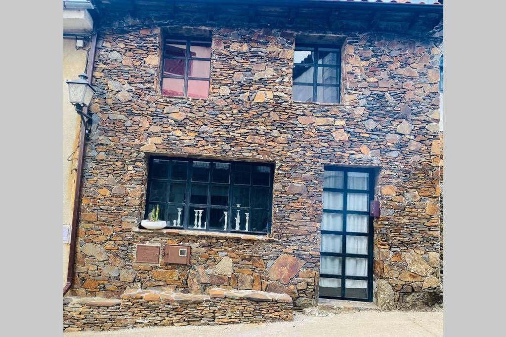 Casa Curias, para 7 personas en Molinillo Exterior foto
